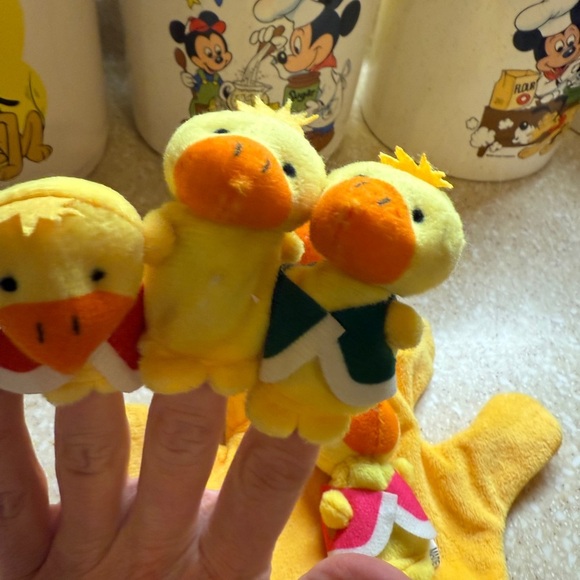 Yellow Duck Puppet Set Ducky Finger Puppets set of 5 - Picture 5 of 13